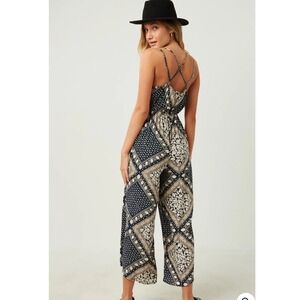 Hayden Los Angeles Printed Jumpsuit Navy Cream Boho Large whimsi Y2K resort wear
